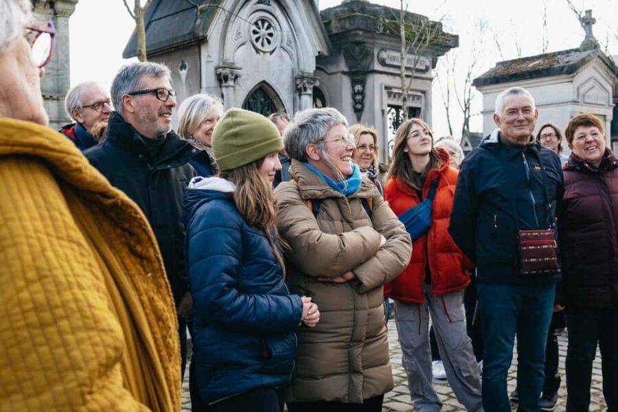 Paris: Pere Lachaise Cemetery Guided Tour - Funerary Art: What to Look For When You’re Standing in Front of a Tomb