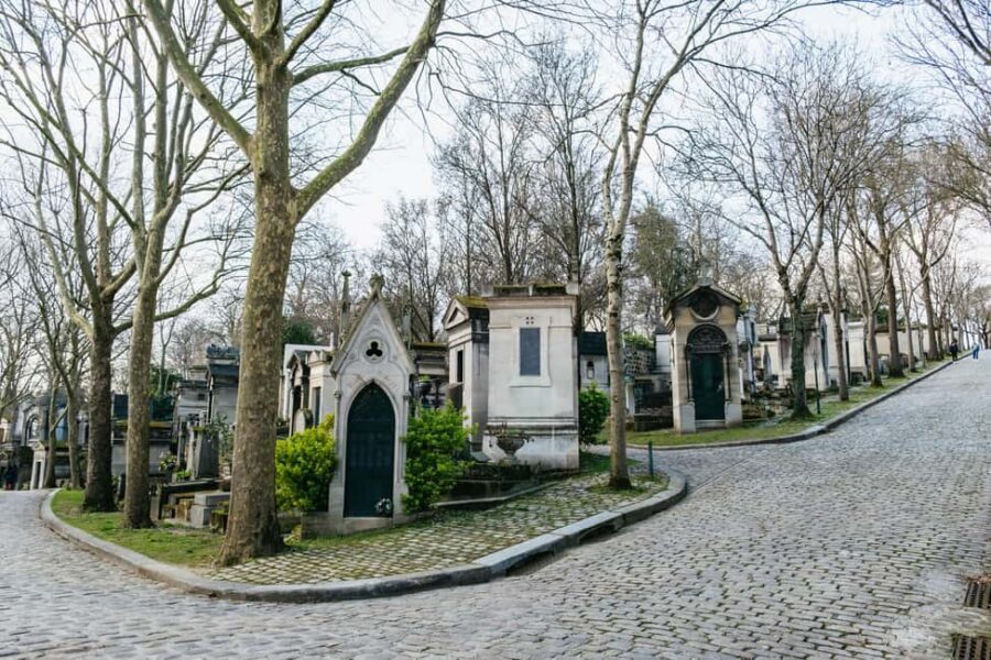 Paris: Pere Lachaise Cemetery Guided Tour - Timing, Getting There, and What Your Feet Will Experience