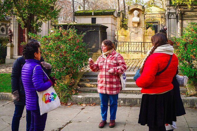 Paris Pere Lachaise Cemetery Small Group Guided Tour - Who Should Book This Tour (and Who Might Skip It)