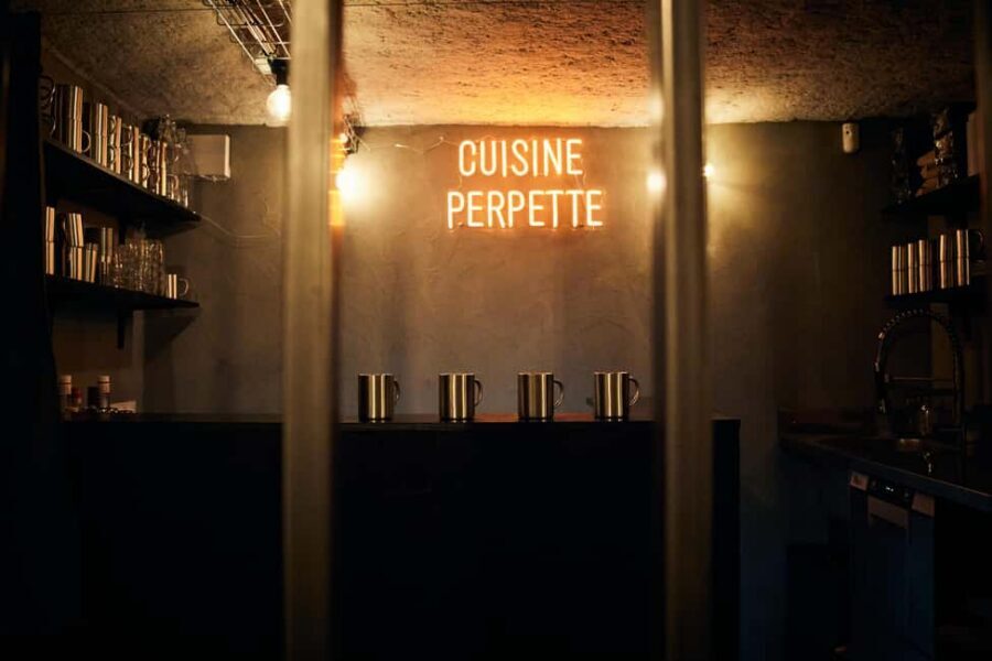 Paris : Perpette, l'expérience immersive - Meeting Ant, Mr. Leroy, and Mr. Poulain (and Letting Them Control the Mood)