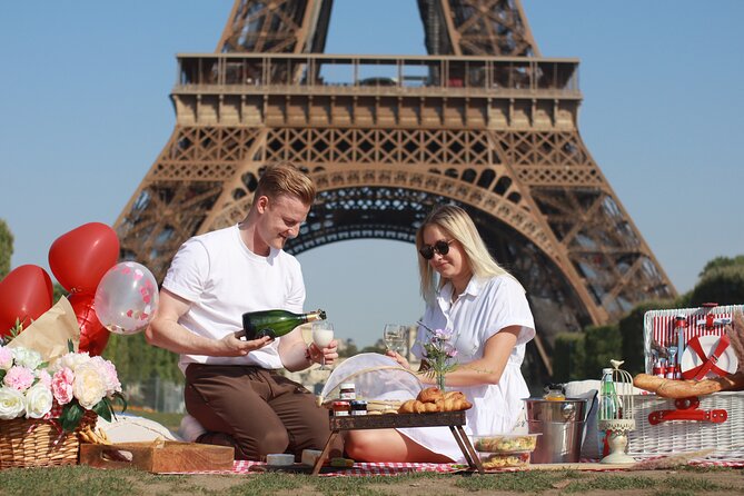 Paris Photo Shoot Session – Eiffel Tower Photographer - Key things I’d zero in on