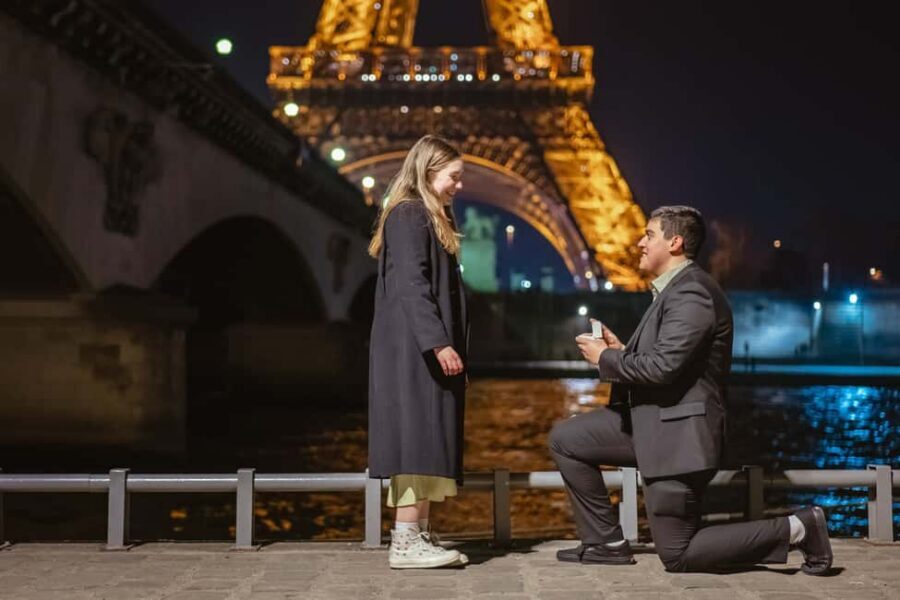 Paris photographer 1h near the Eiffel Tower or in Paris - 150 photos taken, 30 retouched: how the package really works