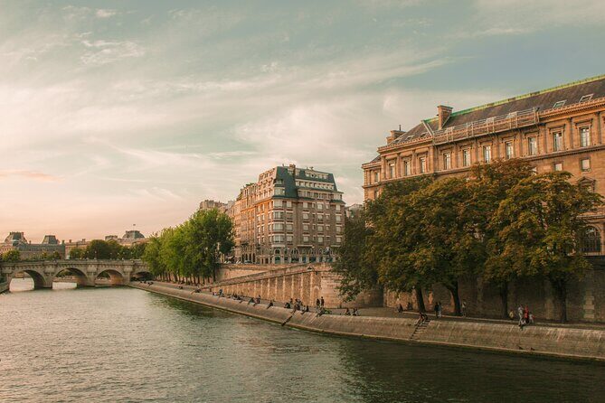 Paris Photography Tour - Self Guided Tour of Paris' Top Instagram Spots - Should you book this self-guided Paris photo audio tour?