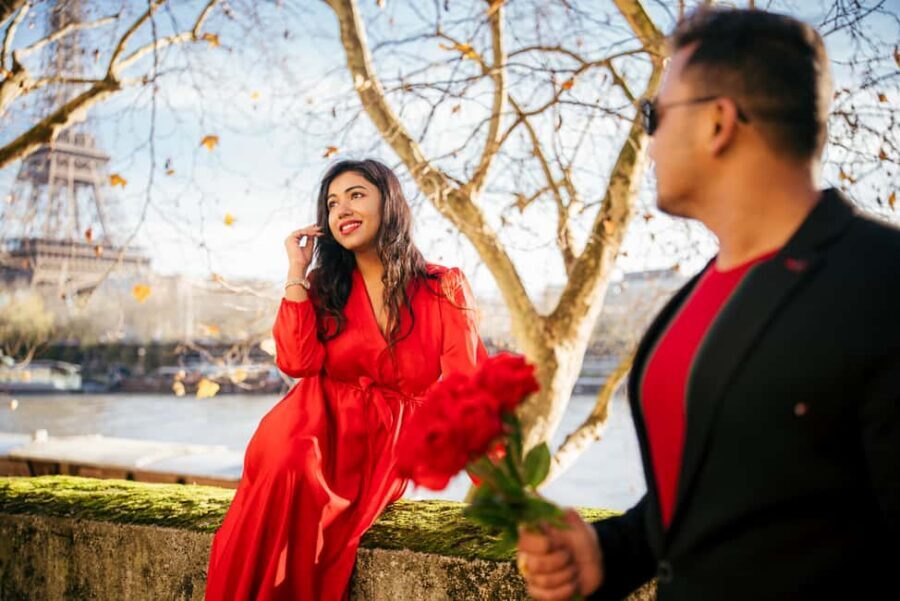Paris: Premium Professional Photo Shoot - During the Shoot: Candid Moments + Posed Portraits, With Direction