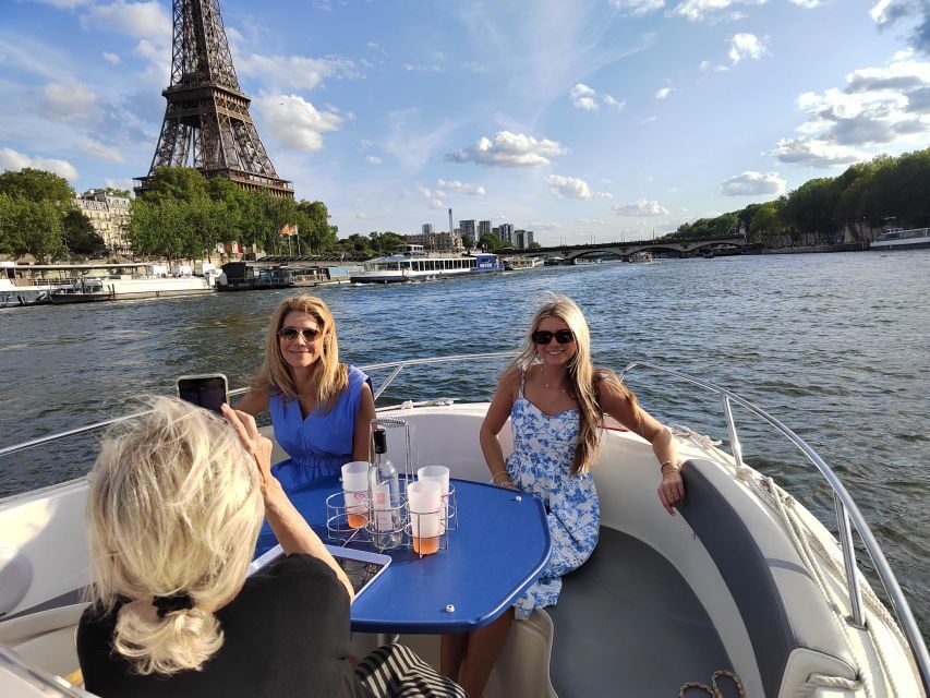 Paris Private Boat Seine River with Captain Guide - Where the views and photo angles tend to work best
