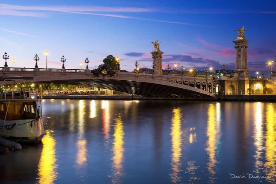 Paris: Private City Sightseeing Tour with Driver - Montmartre and Pigalle by car: Sacré-Cœur to Moulin Rouge