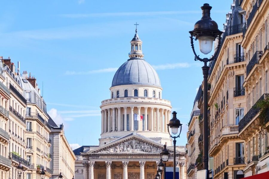 Paris: Private City Sightseeing Tour with Driver - What you should not expect (so you don’t feel shortchanged)