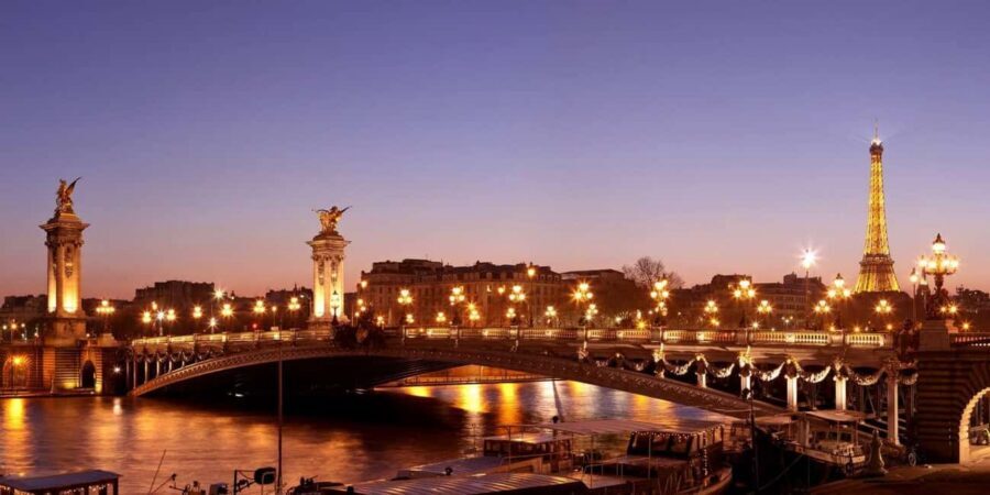 Paris: Private City Sightseeing Tour with Driver - Hotel pickup and your driver: the real value (and what to verify)
