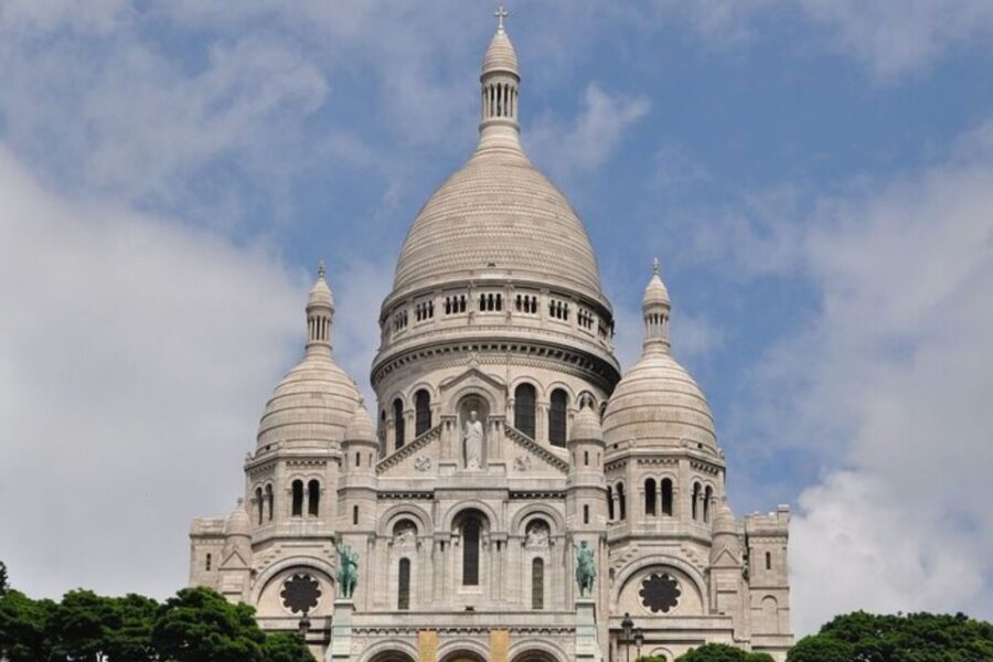 Paris: Private Custom Walking tour with A Local Guide - The best part: local areas and smaller venues you won’t stumble into
