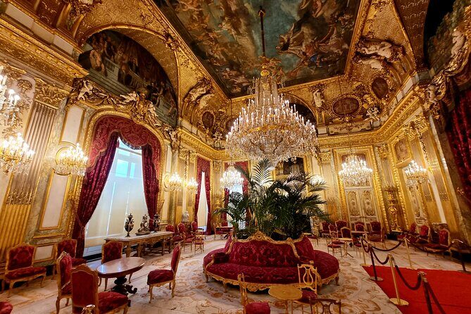 Paris Private Day Tour including Louvre Masterpieces Private Tour - Place de la Concorde and the French Revolution Story