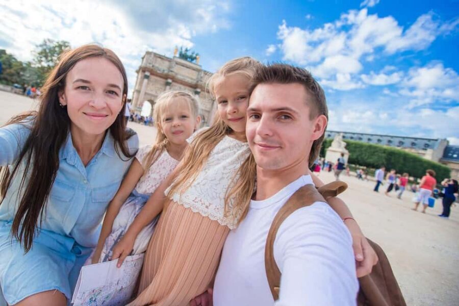 Paris: Private Family Tour, Highlights and Museum Visit - Where you start: Palais-Royal to the Louvre area