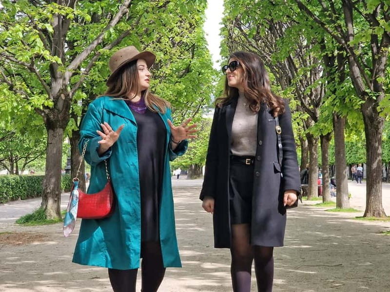 Paris: Private Fashion Tour (Chanel, Dior, Sex & the City) - Meet Nare’s Touch and get a style brief for the day