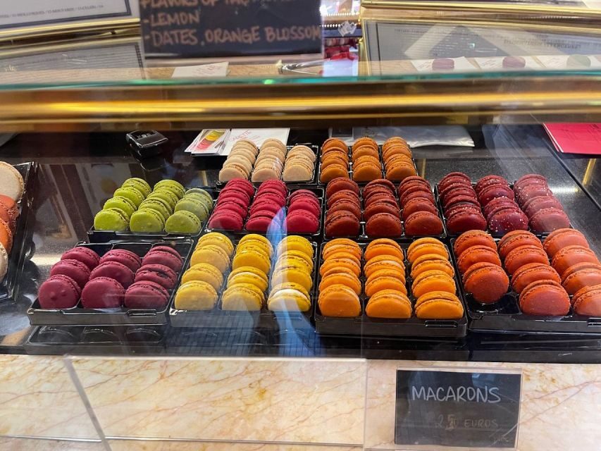 Paris: Private Food Tour in Montmartre - Private Guide, Real Montmartre: What You Gain From Being Small