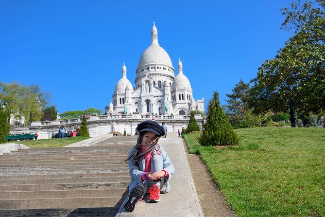 Paris Private Full Day Tour: Montmartre, Sights & Eiffel Tower - Belle Époque Buildings, a Beaux-Arts Bridge Crossing, and the Eiffel Tower Finale