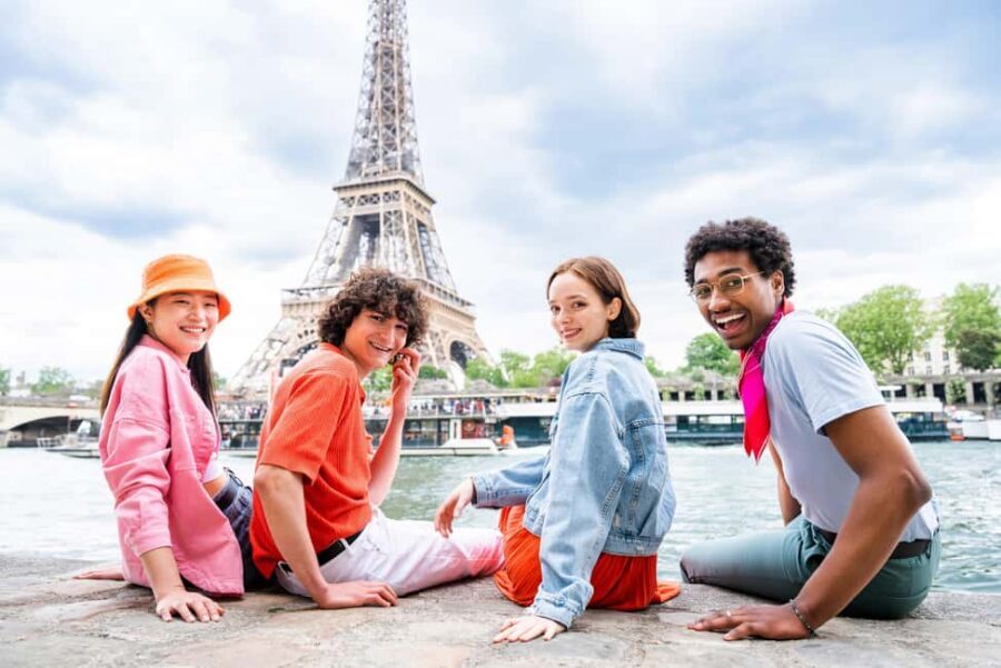 Paris: Private Full Day Tour to Montmartre & Eiffel Tower - Key things to know before you go