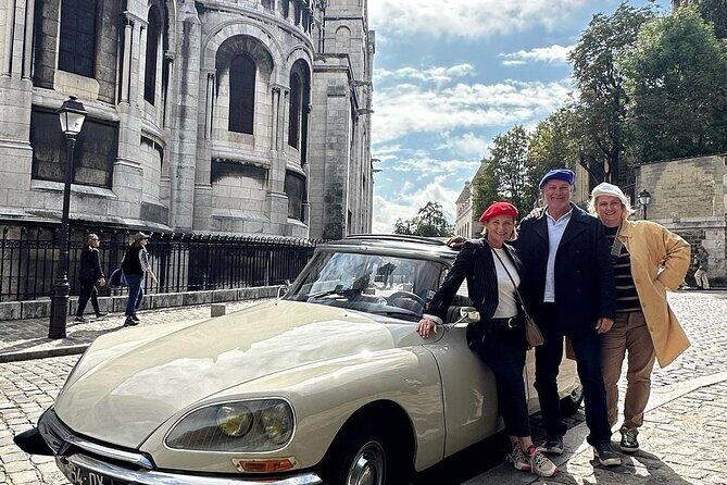 Paris Private Guided Tour in a Vintage Open Top French Car - Pont Alexandre III and Place de la Concorde: When Paris Turns Romantic
