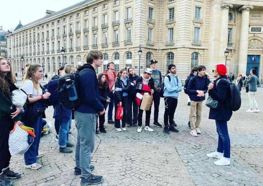 Paris: Private Half-Day Walking Tour with a Local Guide - Food Stops That Feel Parisian, Not Tourist-Only