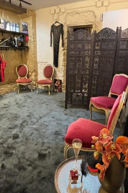 Paris: Private Lingerie Fitting activity - Entering The Red Boutique on Rue de Rennes