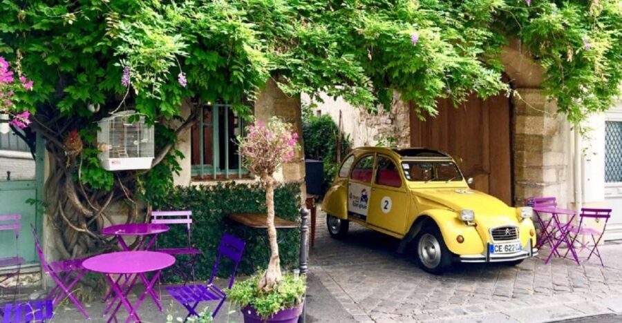 Paris: Private little-known places tour in Citroën 2CV 2h - Why the Citroën 2CV tour feels different in Paris