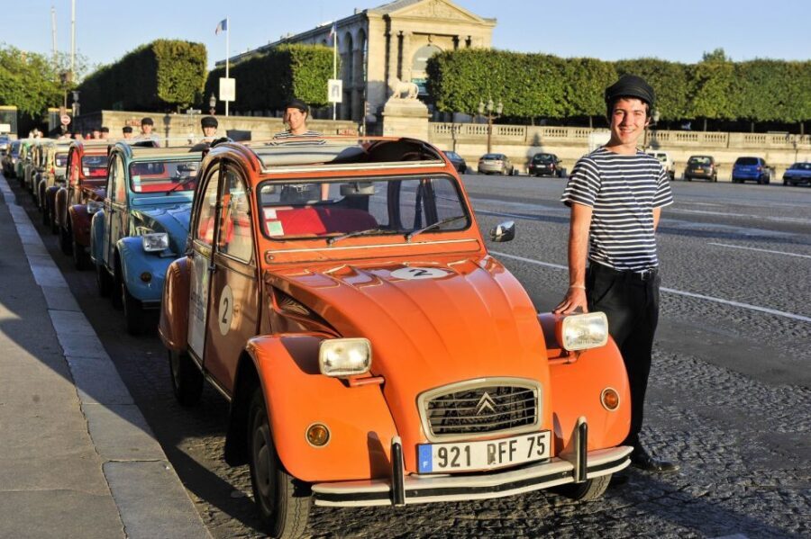 Paris: Private little-known places tour in Citroën 2CV 2h - Should you book this private 2CV tour of Paris?