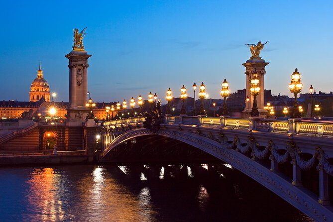 Paris Private Night Tour with River Cruise and Champagne Option - Starting at Palais-Royal and meeting your guide by the Louvre pyramid