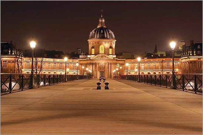 Paris Private Night Tour with River Cruise and Champagne Option - Saint-Germain-des-Prés after dark: cafés, wine bars, jazz clubs, and cobbled streets