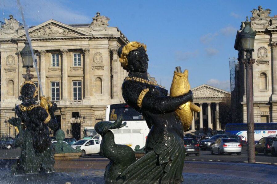 Paris: Private or Shared City Highlights Tour - Why the Minibus Format Works Better Than Pure Walking