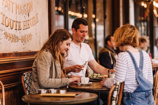 Paris Private & Personalized Half-Day Tour with a Local Guide - Moulin Rouge cabaret corner: what you can see and what costs extra
