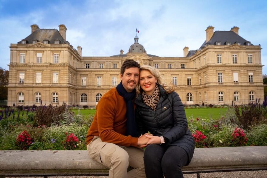 Paris: Private photo shooting at the Luxembourg Garden - Meeting Benoît at the Main Entrance (And Why Timing Matters)
