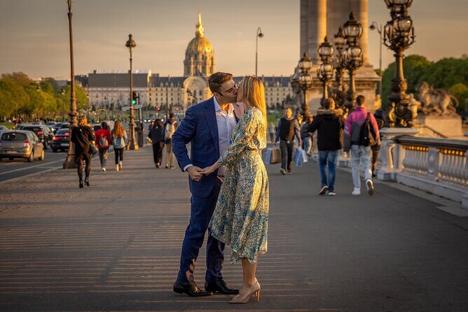 Paris Private Photoshoot Experience - The 25-photo package: what you’ll receive and why timing matters