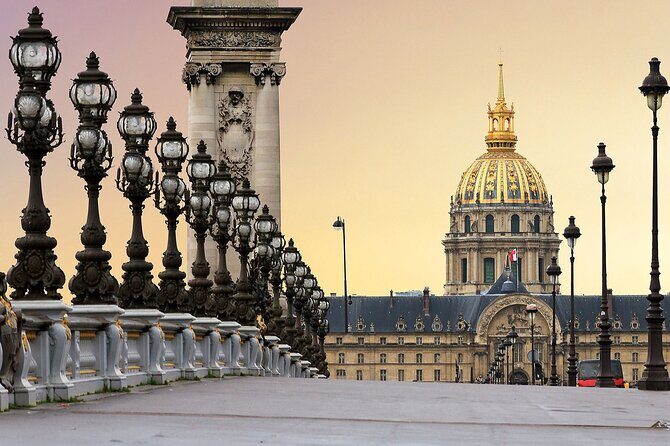 Paris Private Sightseeing Guided Tour by Electric Rickshaw - Place de la Concorde and the Grand Palais to Champs-Élysées