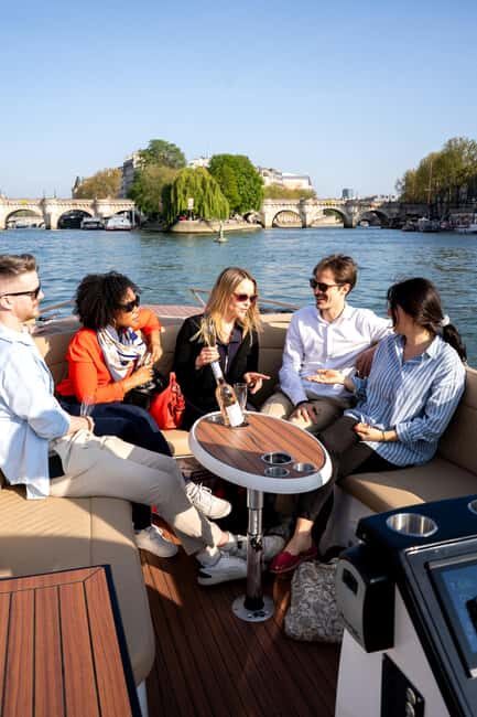 Paris: Private Small Boat Cruise with Rosé and Macarons - From Escale Beaugrenelle to the Eiffel Tower: the cruise’s smart setup