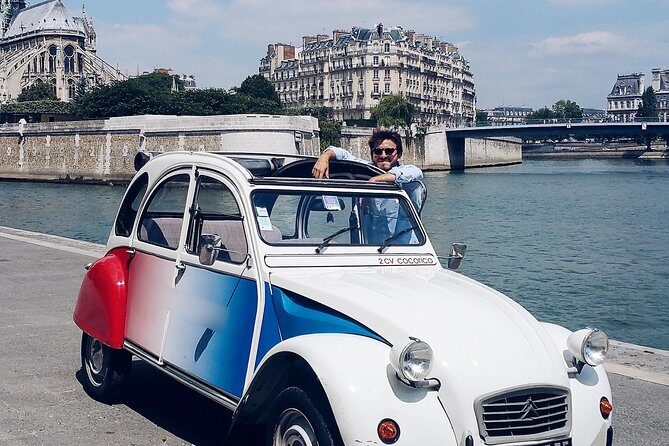 Paris Private Tour: Romantic Tour in a 2CV - Pickup, timing, and how private 2 hours really plays out