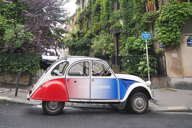 Paris Private Tour: Romantic Tour in a 2CV - Photo stops are the secret feature, not a gimmick
