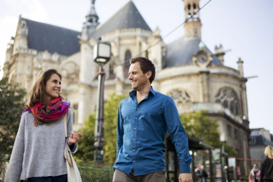 Paris: Private Tour with Locals – Highlights & Hidden Gems - Price and value: what $136 per person buys in Paris