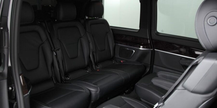 PARIS: Private transfer Château Versailles van 7 people 4H - Private van to Versailles: how the 4-hour format really works