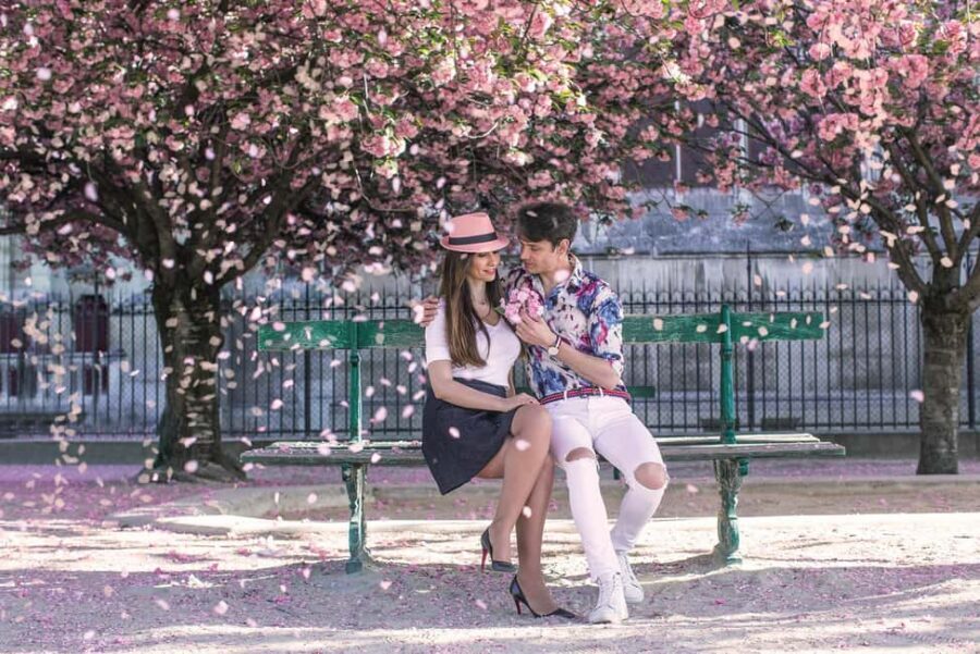 Paris Pro Photography: Best Private Photoshoot - During the shoot: candid moments plus direction that feels easy