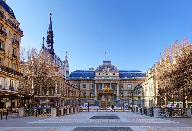 Paris Scavenger Hunt and Highlights Self-Guided Tour - Key Highlights Before You Go