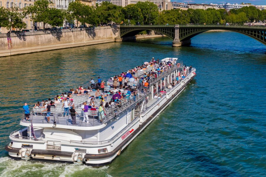 Paris : Scenic Cruise on the Seine River with Champagne - Where to meet at Port de la Conférence (and how to get there fast)