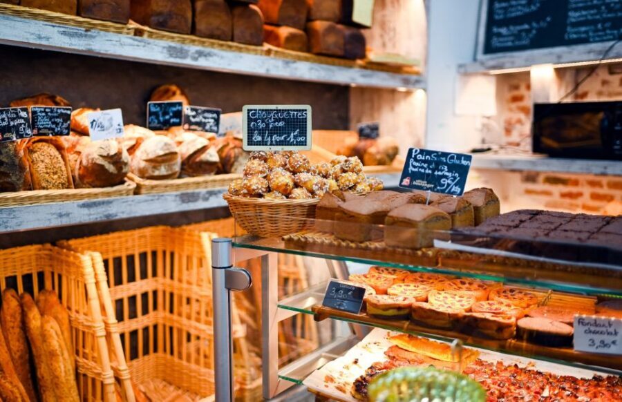 Paris: Secret Food of Le Marais Walking and Tasting Tour - Croque monsieur plus two wine glasses at Jim Morrison–linked dining