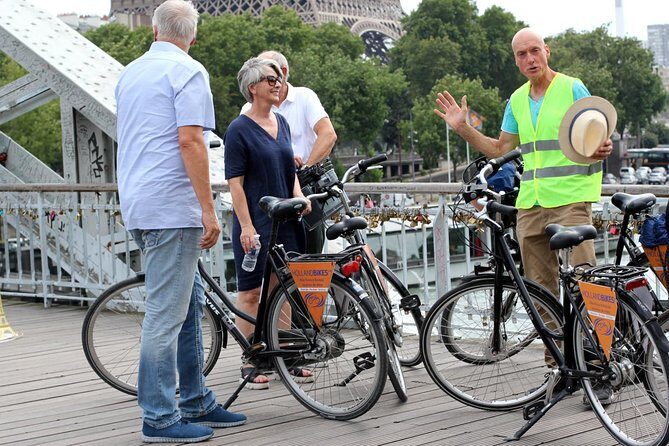 Paris: Secrets Tour on a Dutch Bike - Luxembourg Gardens: the reset button in the middle of the route