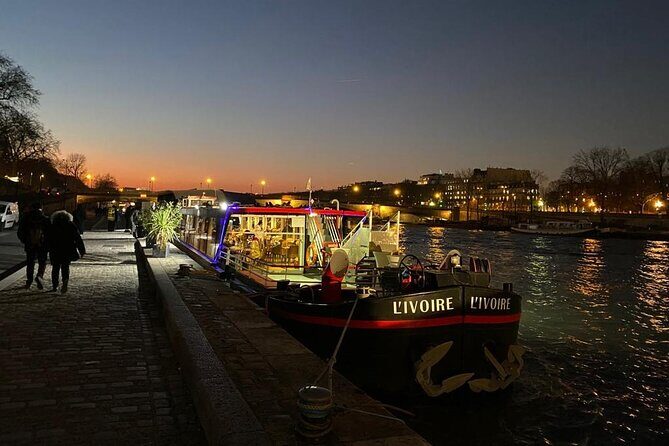 Paris Seine River dinner cruise from Alexandre III bridge - What this Seine dinner cruise gets right for your first night in Paris