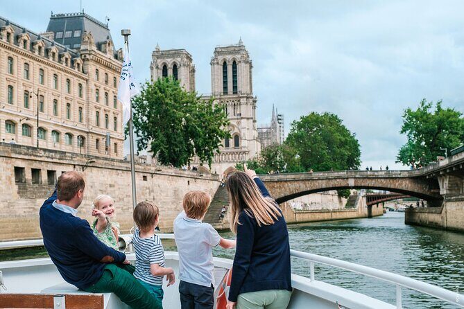 Paris Sightseeing Tour with Seine River Cruise from Disneyland® - From Disneyland to the Eiffel Tower: How the Coach Day Trip Runs