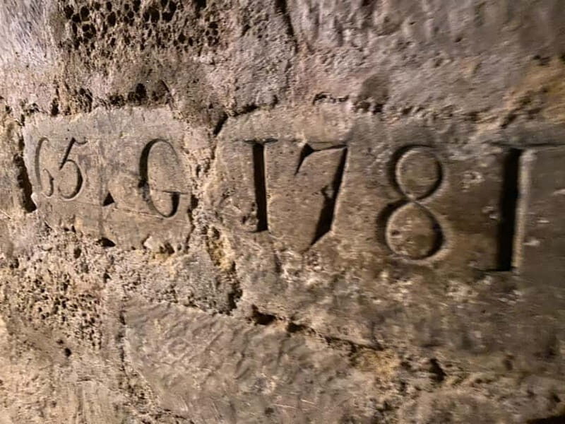 Paris: Small-Group Catacombs Tour with Skip-the-Line Entry - From limestone quarry to burial solution in the 1700s