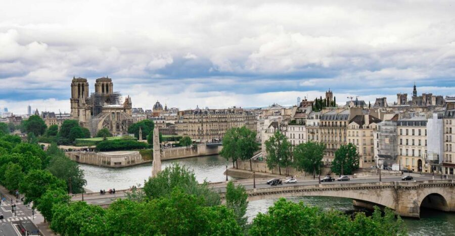 Paris: Ste-Chapelle, Conciergerie, Notre Dame Private Tour - Meeting at Place Louis Lépine: Quick Start, Clear Direction