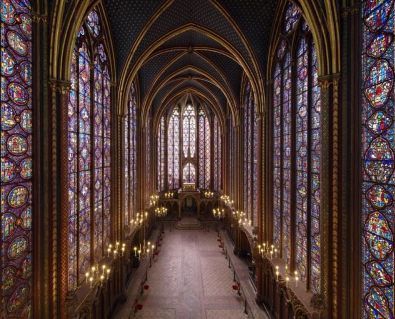 Paris: Ste-Chapelle, Conciergerie, Notre Dame Private Tour - Île de la Cité Walk: The In-Between Parts That Make the Landmarks Make Sense