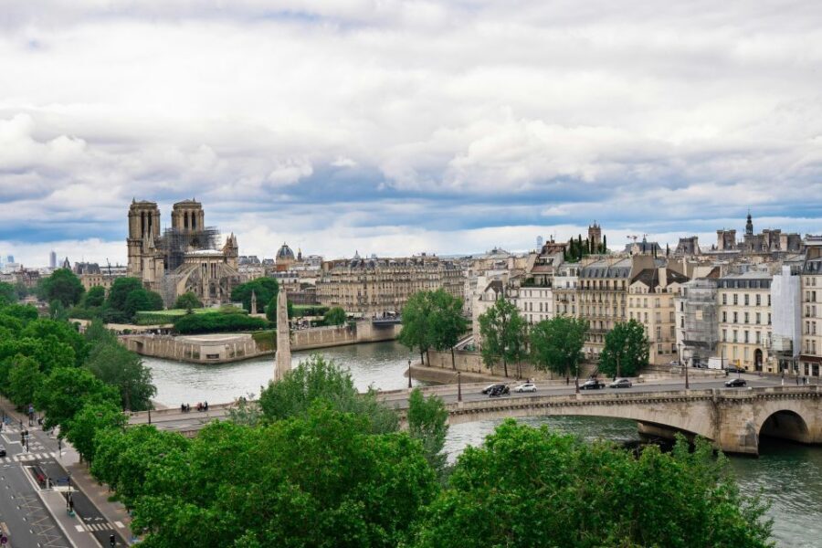 Paris: Ste-Chapelle, Conciergerie, Notre Dame Private Tour - Price and Ticket Value: What $1,001 Actually Buys You