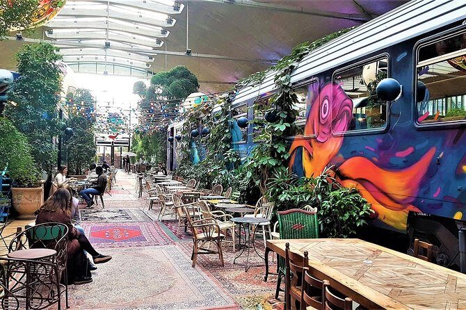 Paris Street Art bike tour - Open Air Museum - Galerie Itinerrance Stop: The 10-Minute Entry That Sets Your Eyes