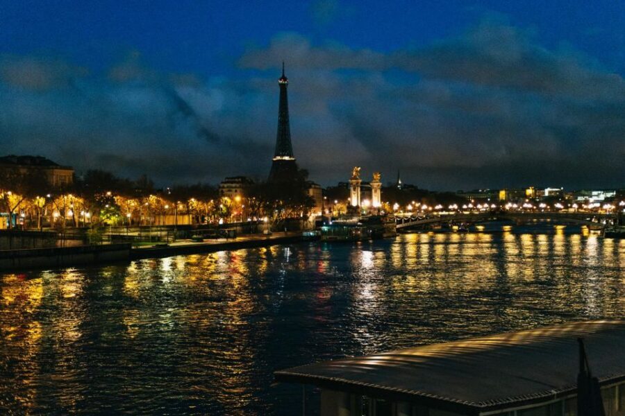 Paris: Sunrise Running and Sightseeing Group Tour - Why a sunrise run works so well in Paris