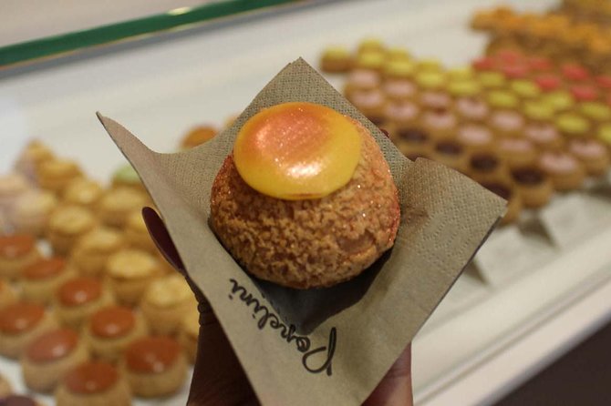 Paris Sweet & Chocolate Family Treasure Hunt - The tastings are the point: macarons, salted caramel, and chocolate mousse